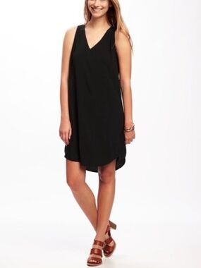 Old Navy Black Shift Dress